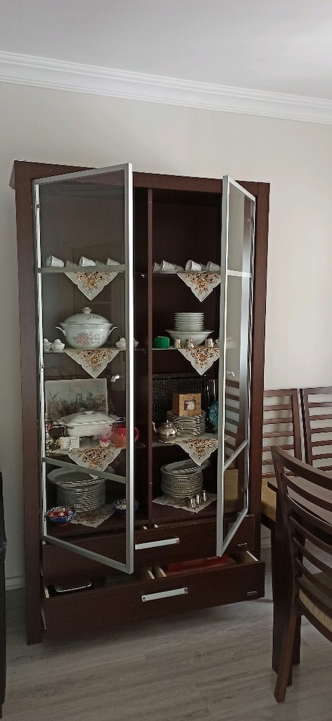 Vitrin ve TV sehpası - 8