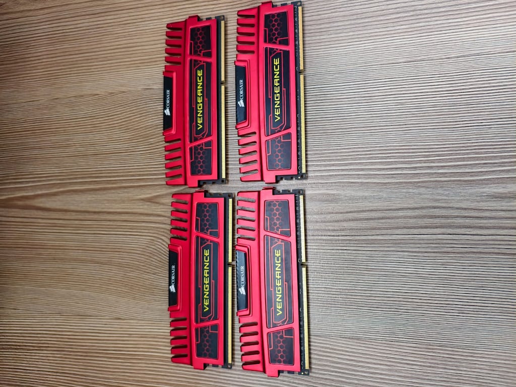 16 GB DDR3 RAM - 5