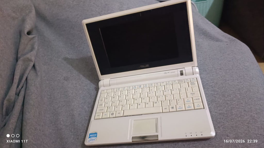 ASUS Eee PC 4G ŞARJ KABLOSU YOK - 2