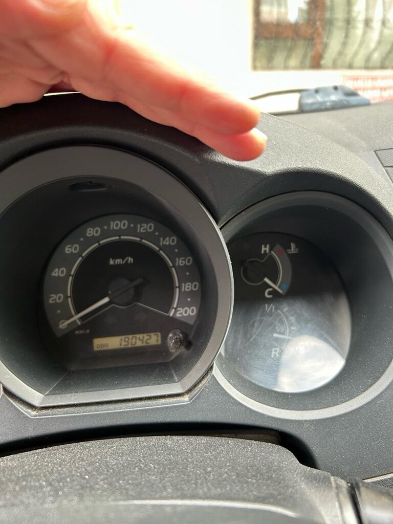 Toyota Hilux Comfort 2.5 4x2 - 15