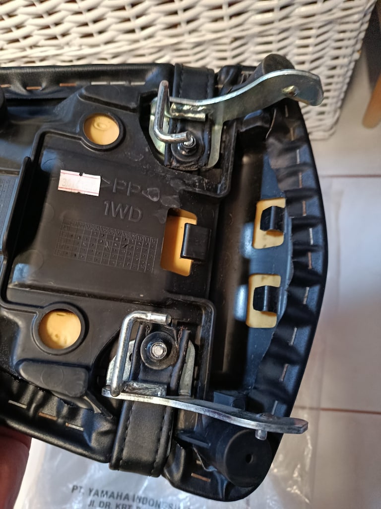 Yamaha R25 Arka Koltuk (Artçı Selesi) - 4
