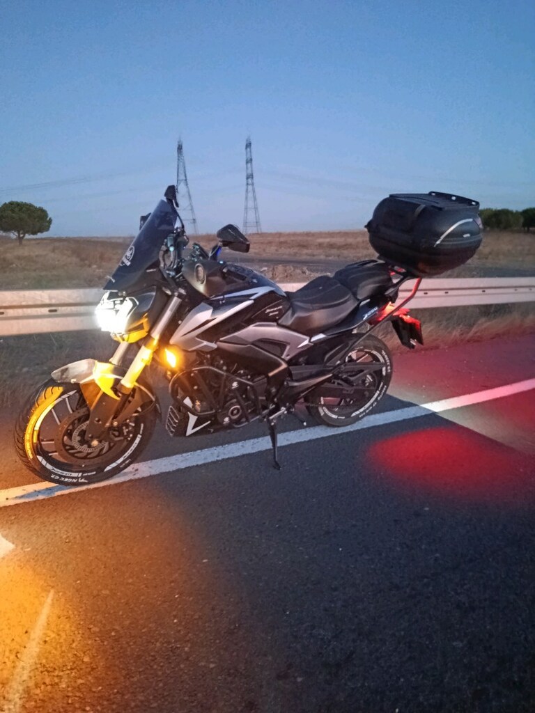 Bajaj Dominar 250 D - 6