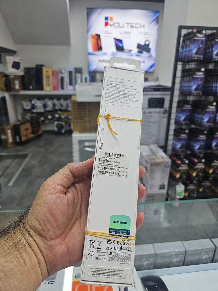 Samsung Galaxy Watch6 (Bluetooth, 40mm) //Gold - 2