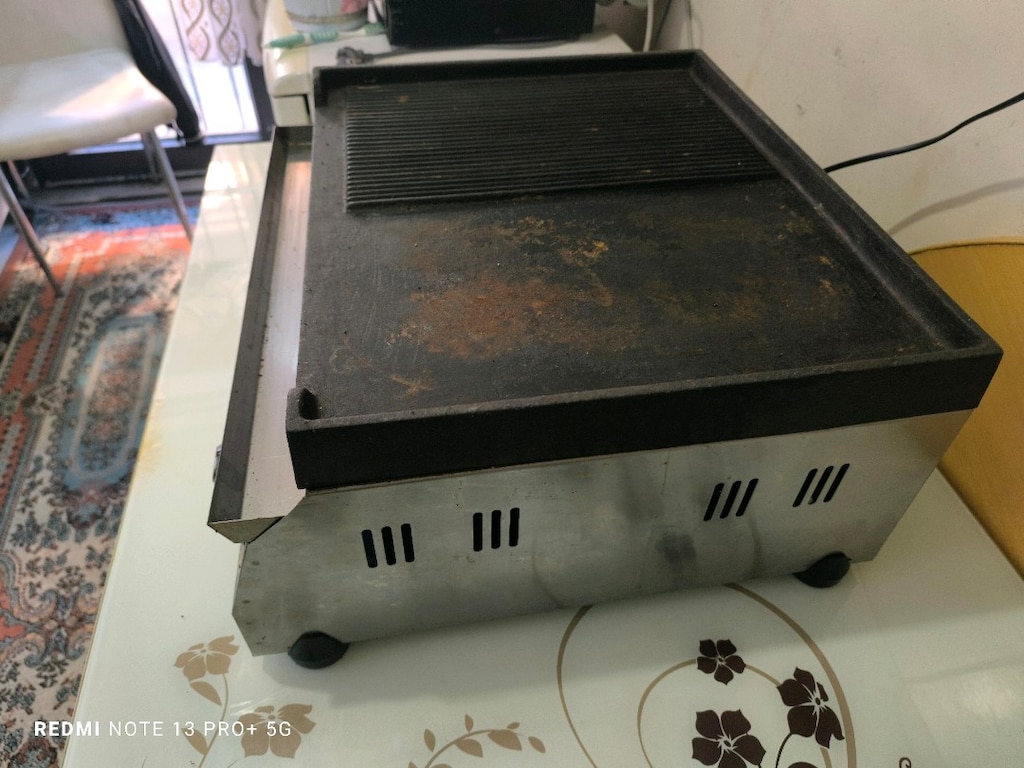 Alpina 50 cm Sanayi Tipi Elektrikli Döküm Izgara - Temiz Durumda - 5