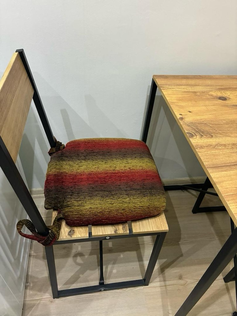 2 Kişilik Metal Ayaklı Ahşap Mutfak ve Balkon Masa Takımı - 4