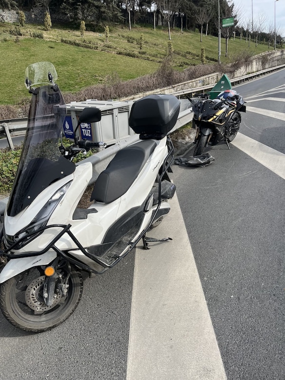 Bajaj Pulsar RS 200 | Orijinal KM | Bakımlı | Masrafsız - 9