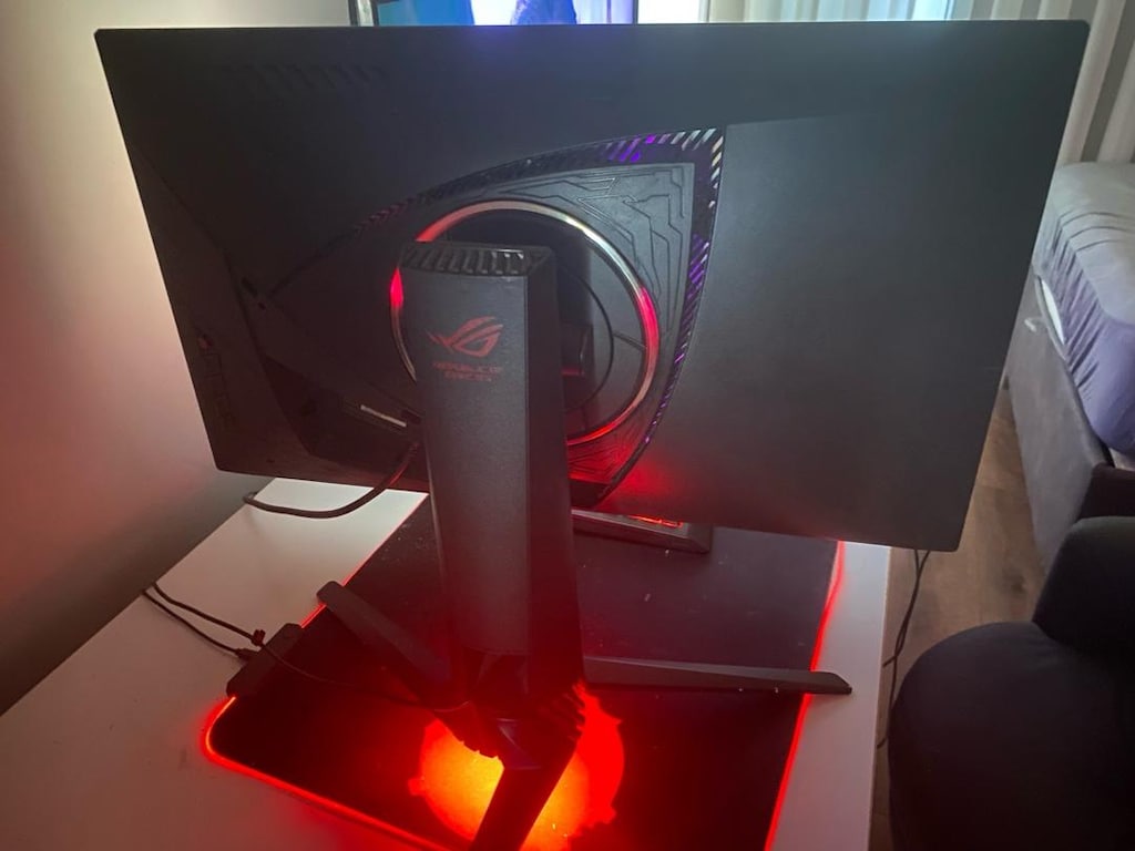 Asus ROG Strix XG258Q 24.5” 1ms 240Hz - 3