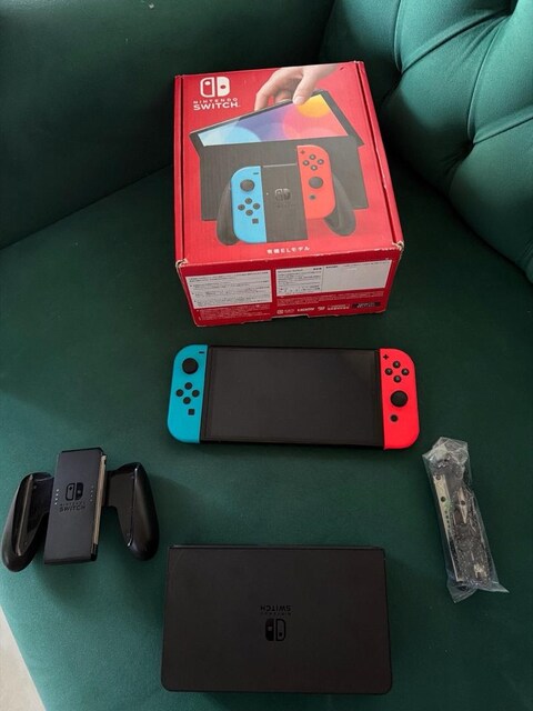Nintendo Switch acil satilik 3 oyun var icinde
