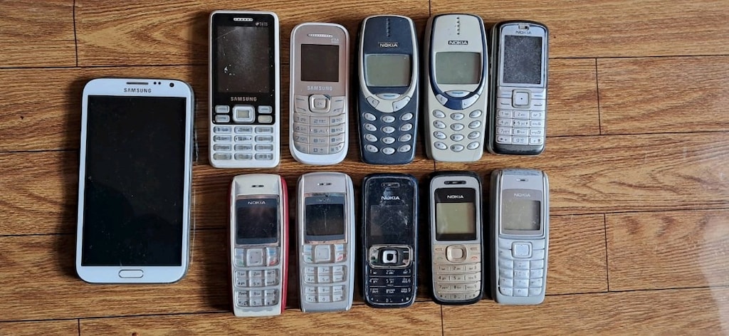Tuşlu cihazlar Nokia 1200 samsung 1205 - 2