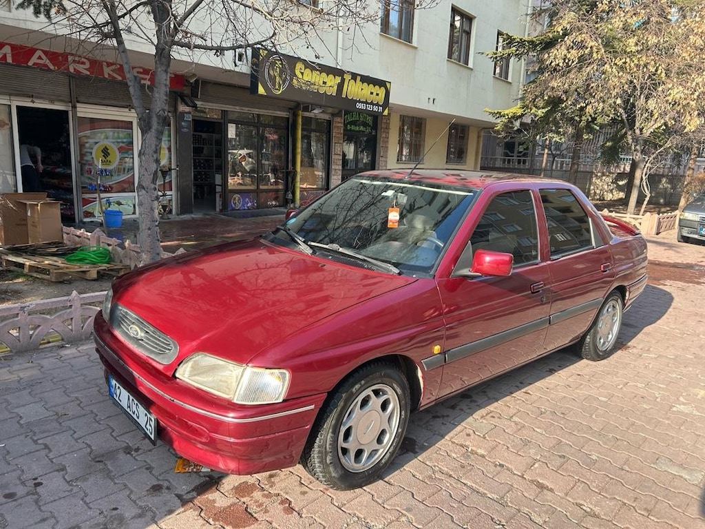 Ford escort - 2