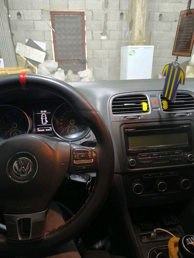 Volkswagen Golf - 4
