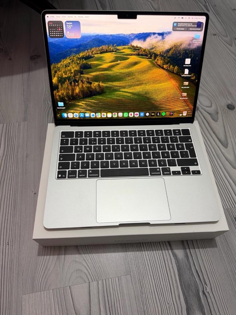 Apple MacBook Air 13 inç - 4