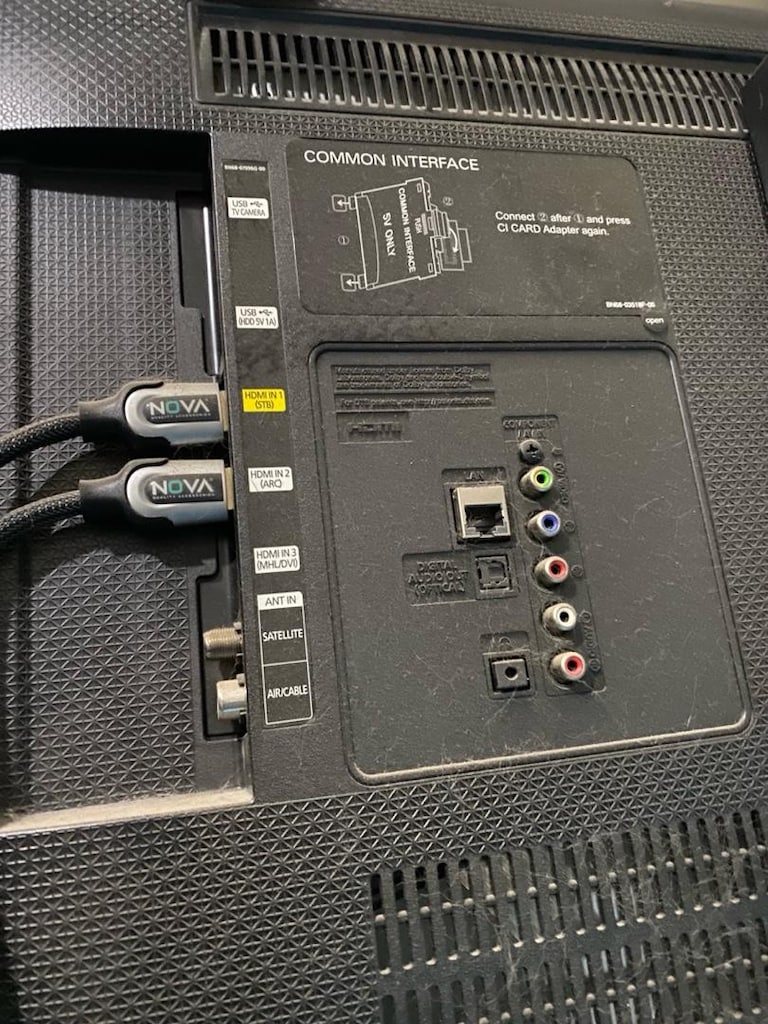 SamsungUE40J6670SU tv - 2