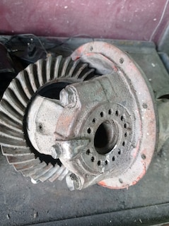Defransiyel pajero dişli sayısı 9.38 - 4