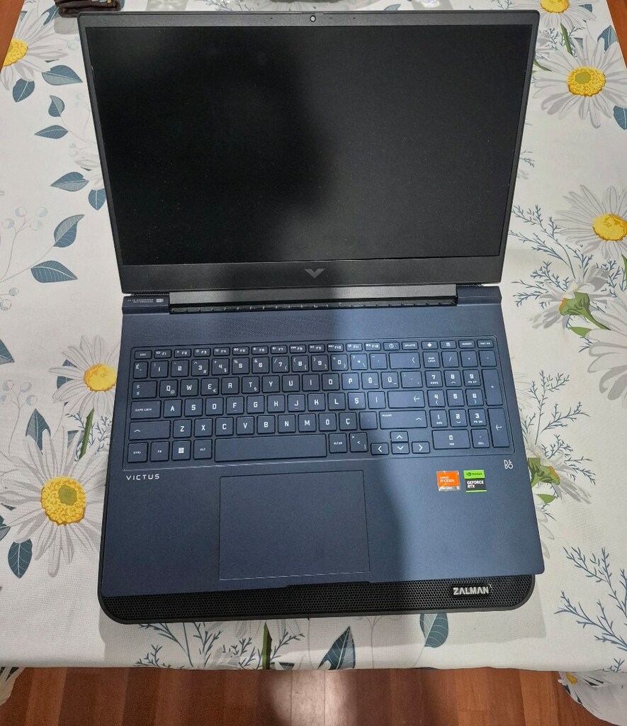 hp victus oyuncu bilgisayarı - 2