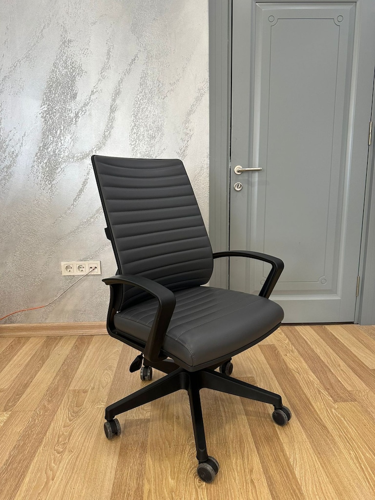 KLAS OFİS ÜSKÜDAR EKONOMİK GRİ DERİ ÇALIŞMA KOLTUĞU - 2