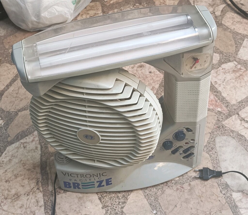 LED ışıklı Radyolu saatli Vantilatör - 7