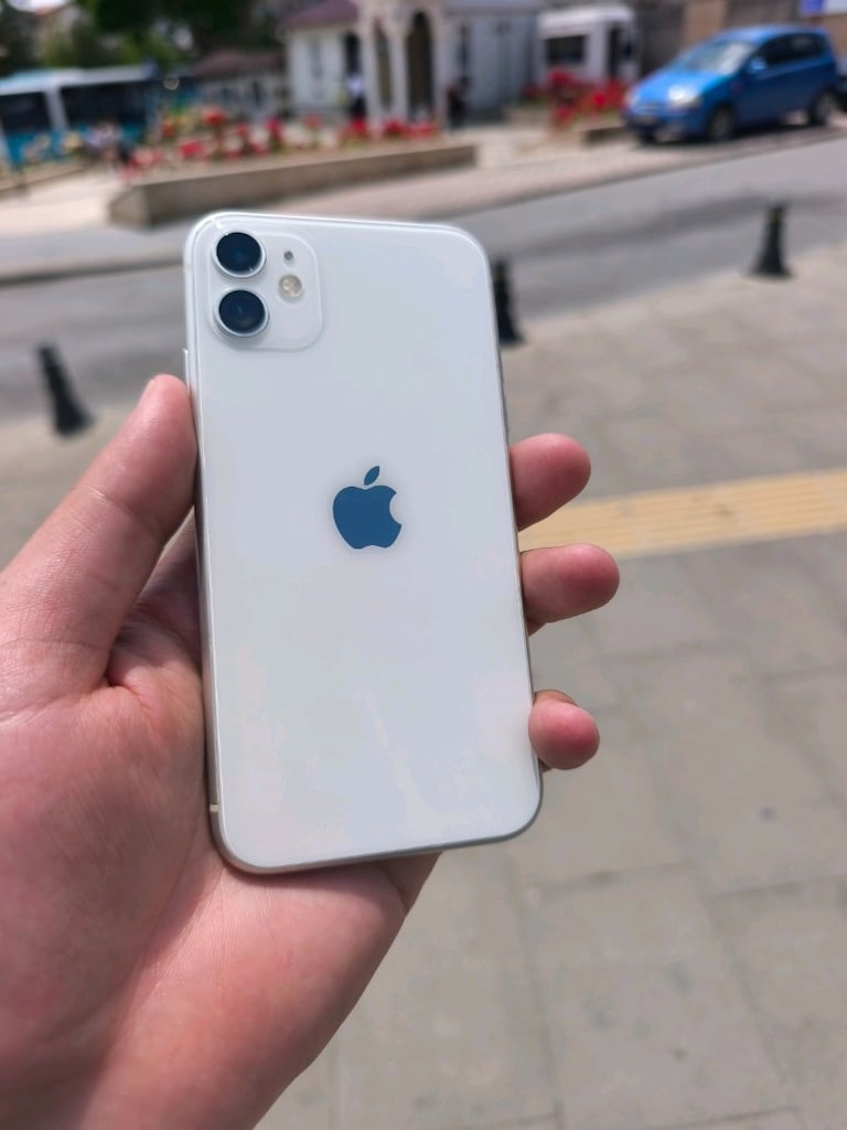 İPHONE 11 128 GB - 2