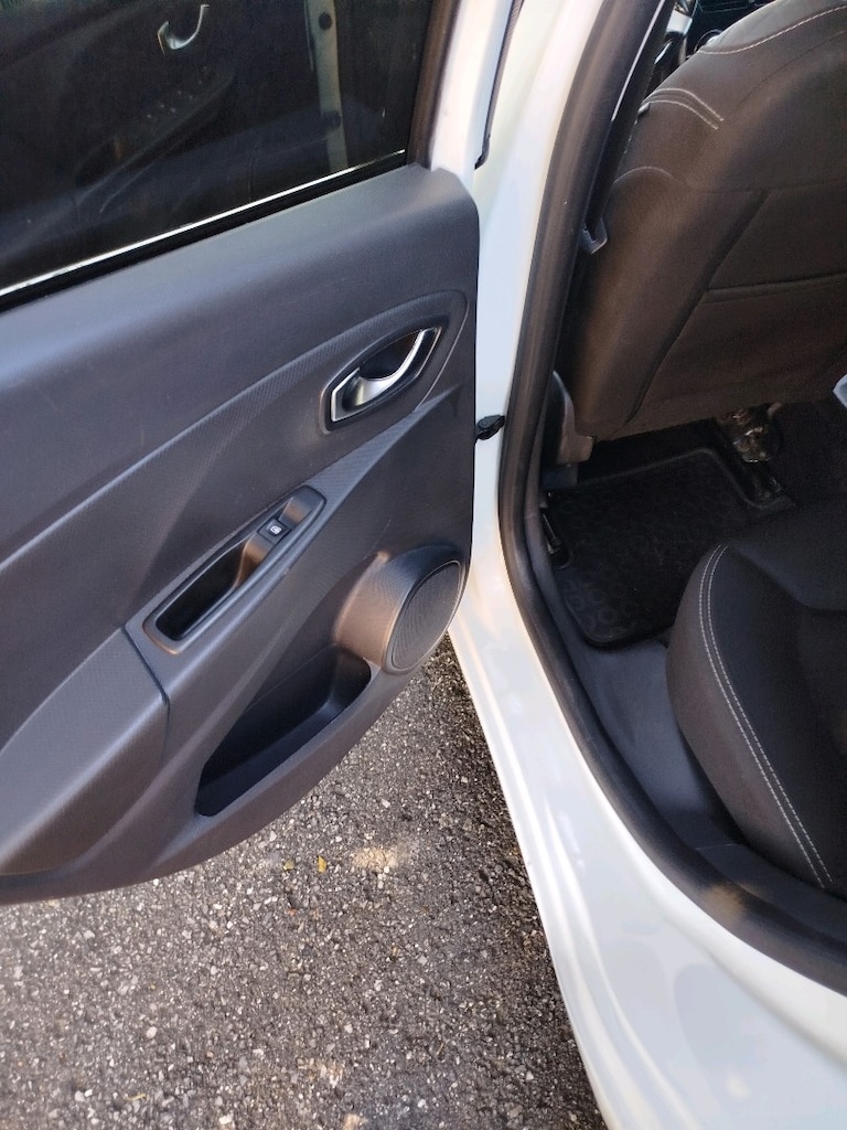Renault clio sw - 9