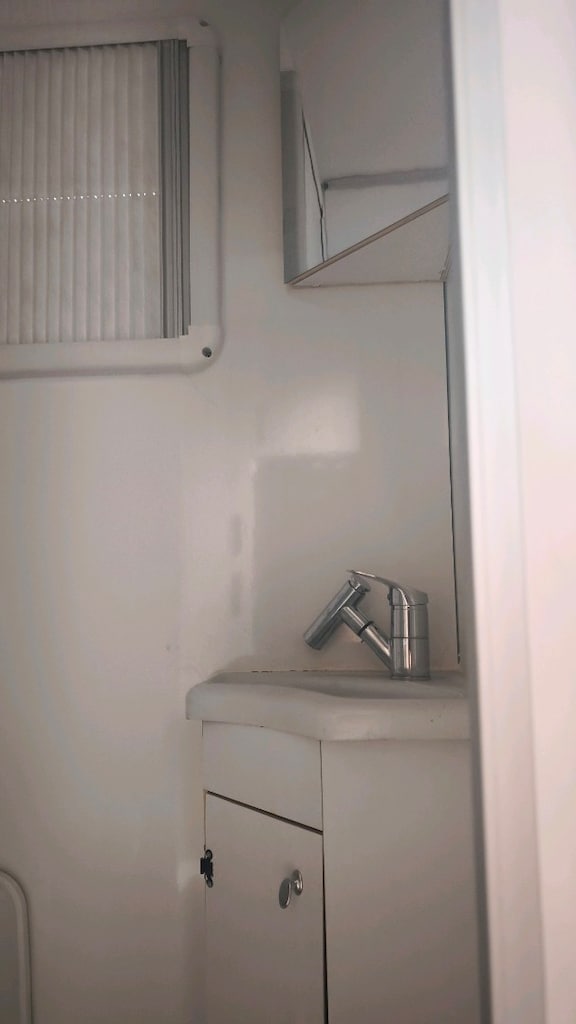 Beyaz Karavan - 8