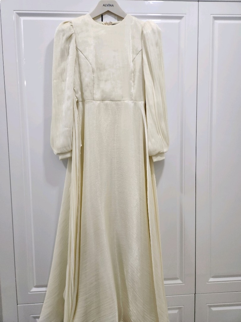 Krem rengi Nikah, Özel gün elbisesi - 4