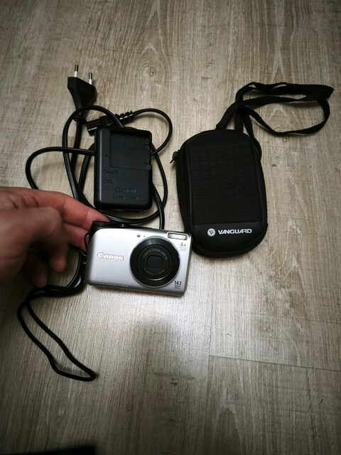 sıfır gibi Canon Powershot A2200Hd 14.1mp