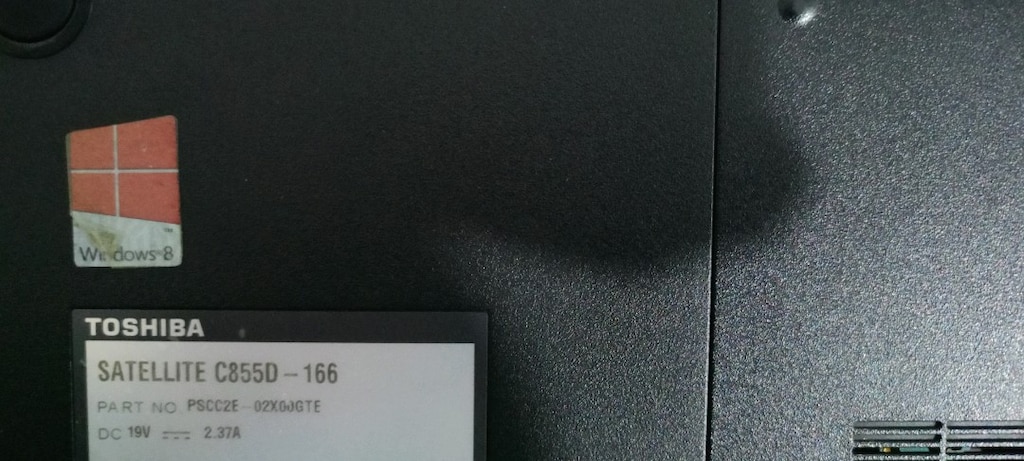 Toshiba Catellite C855D Notebook - 3