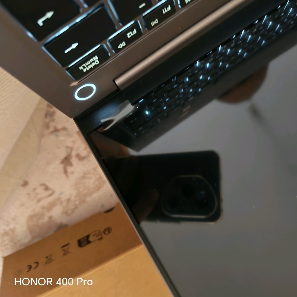 oled laptop 14 inch - 4