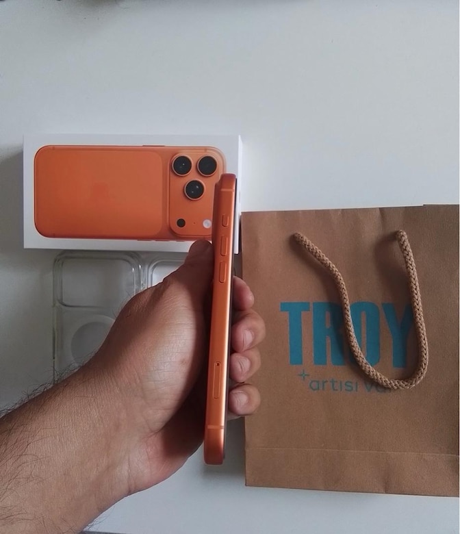 Memurdan 15 Ay Apple Tr Garantili iPhone 17 Pro 256GB Kozmik Turuncu - 3