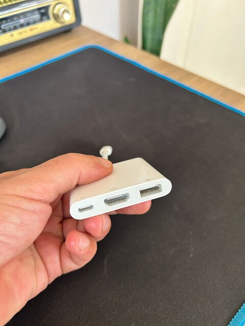 Apple USB-C Dijital AV Çoklu Bağlantı Noktası Adaptörü