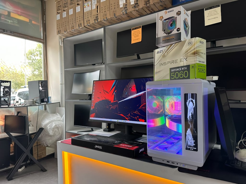 OYUN BİLGİSAYARI - RYZEN 7 7800X3D / 16GB DDR5 RAM / MSİ 5060 EK. KART - 3