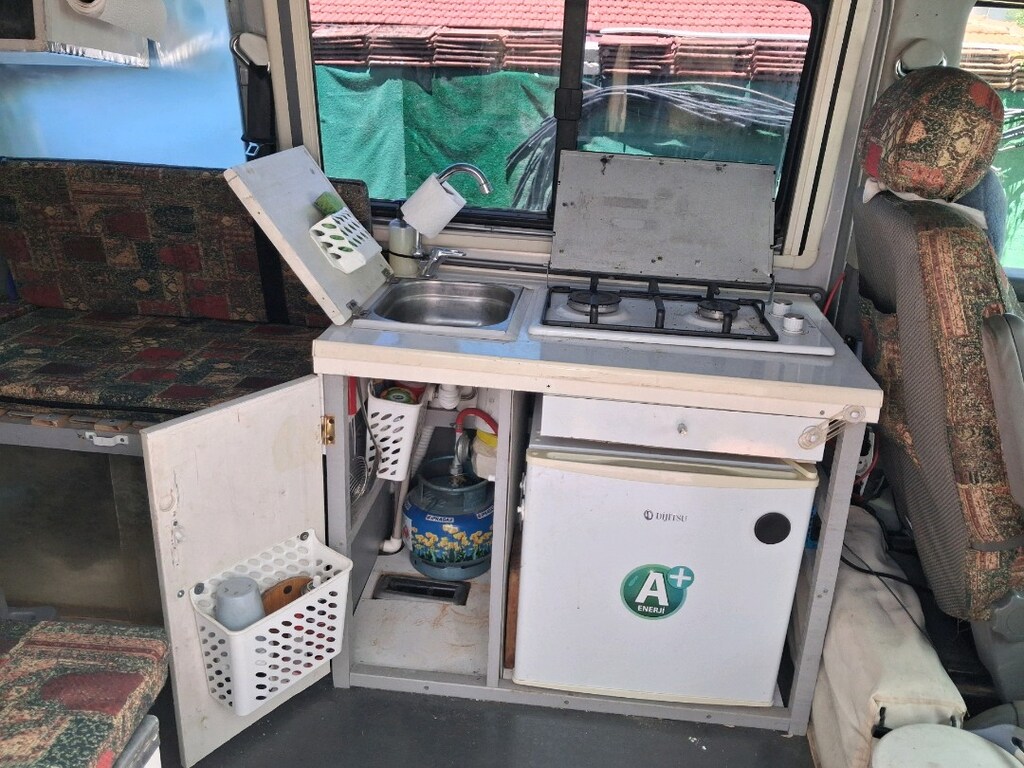 Transporter t5 motokaravan - 16