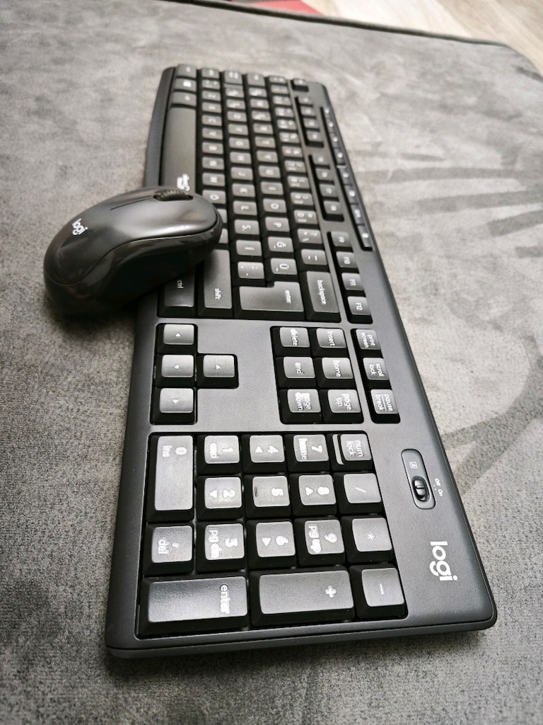 Logitech MK295 Sessiz Klavye Mouse Seti - 3