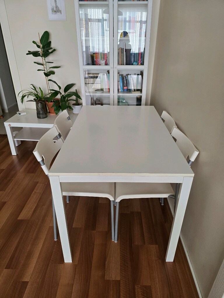 Ikea Melltorp yemek masası ve 4 sandalye - 2