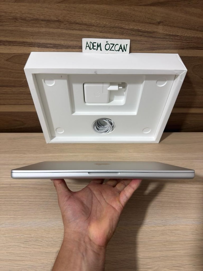 MacBook Pro / M4 Pro / 14 inç / 24 GB Ram / 512 GB Ssd - 5
