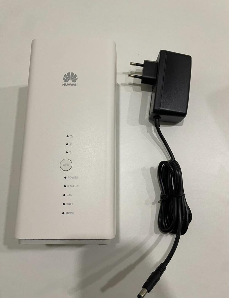 Superbox B618S-22D 600 Mbps 4.5G Modem - 2