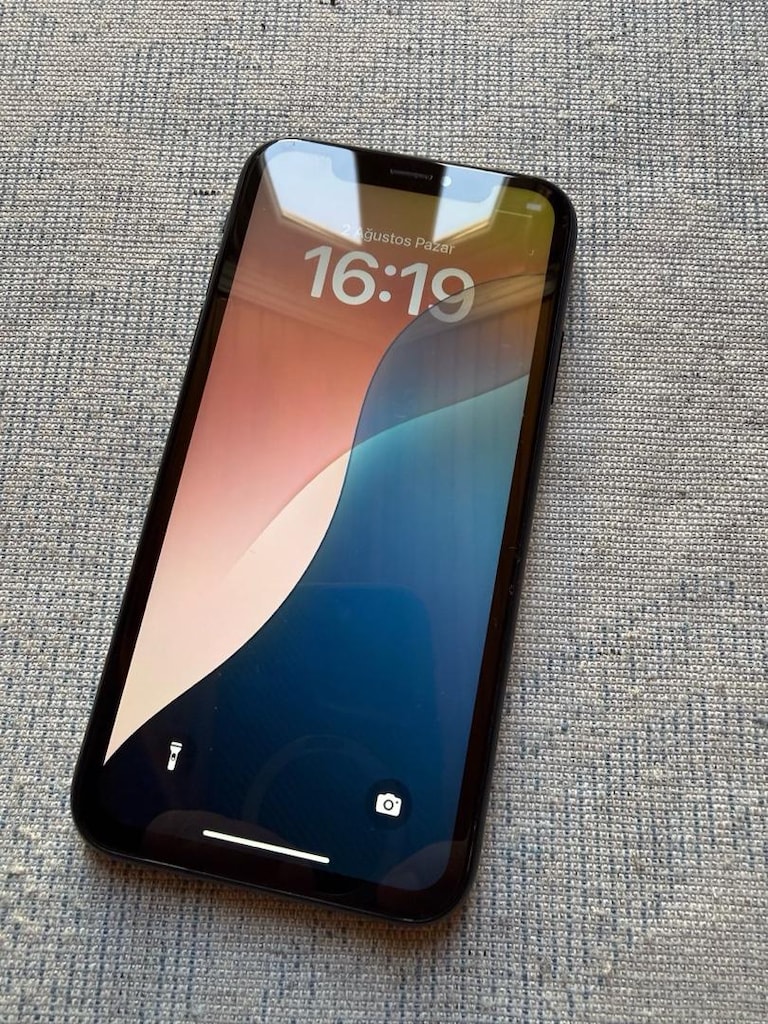 Apple iPhone XR 64 GB YD CİHAZ 1 YIL KULLANIMA AÇIK Apple - 2