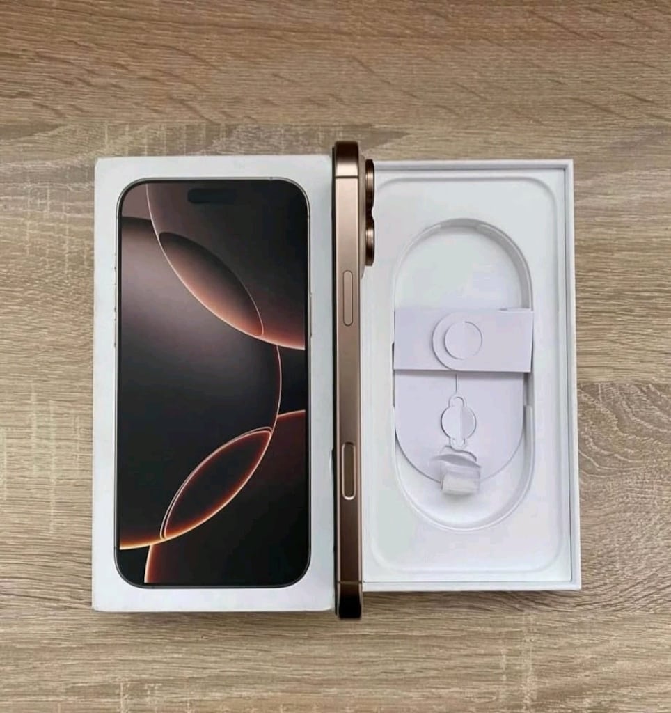 TR İPHONE 16 PRO MAX 256GB ÇÖL TİTANYUM - 3