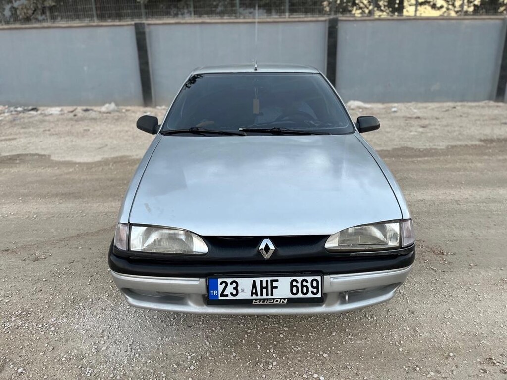 sorunsuz biniciye özel Renault 19 europa - 14