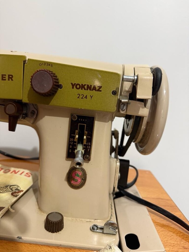 Singer Yoknaz 224 Y Model dikiş ve Piko Makinası - 5