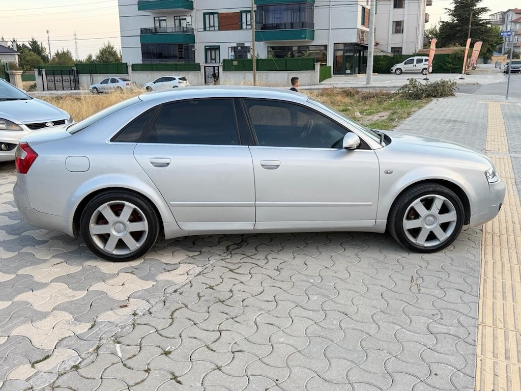 AUDİ A4 1.8T - 5