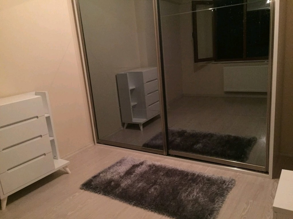Özel yapım, aynalı, 2 sürgülü elbise dolabı - 2