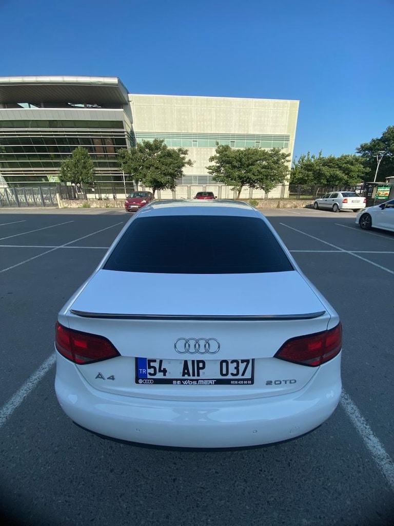 AUDİ A4 DEĞİŞENSİZ SERVİS BAKIMLI - 7