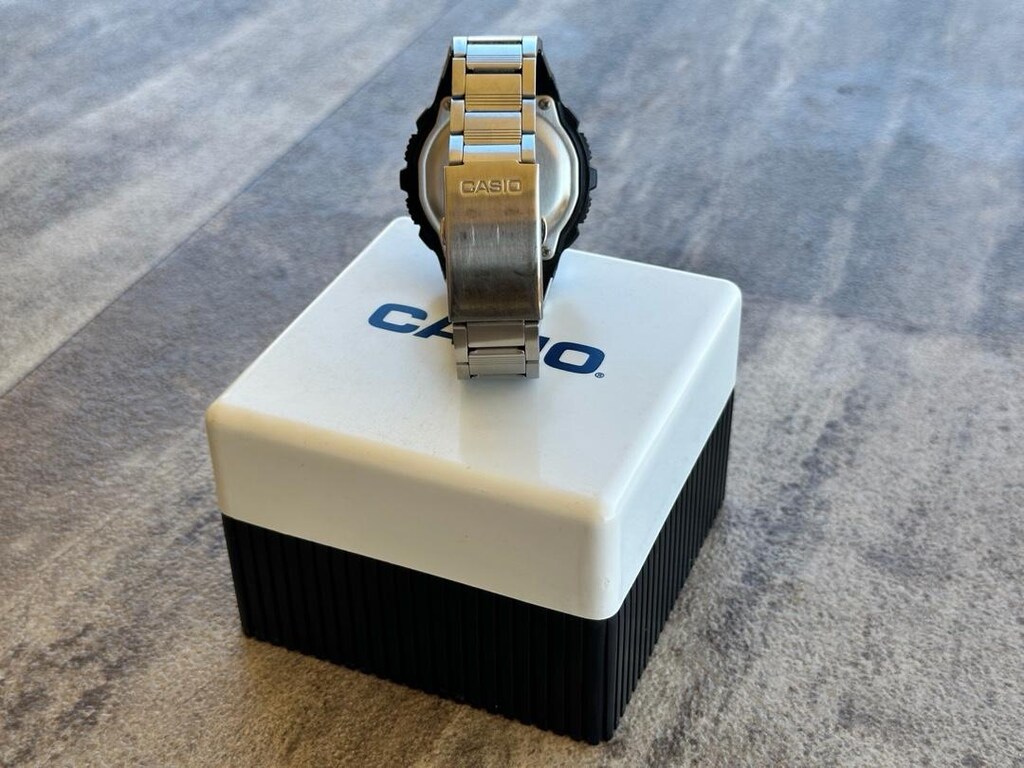Casio AE 2000 WD Kol Saati Tertemiz Kutulu - 4