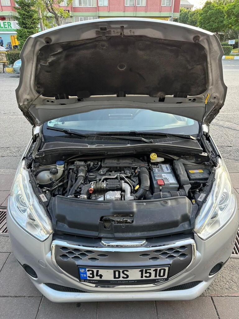 114 bin km'de Otomatik Peugeot 208 yakıt cimrisi - 2