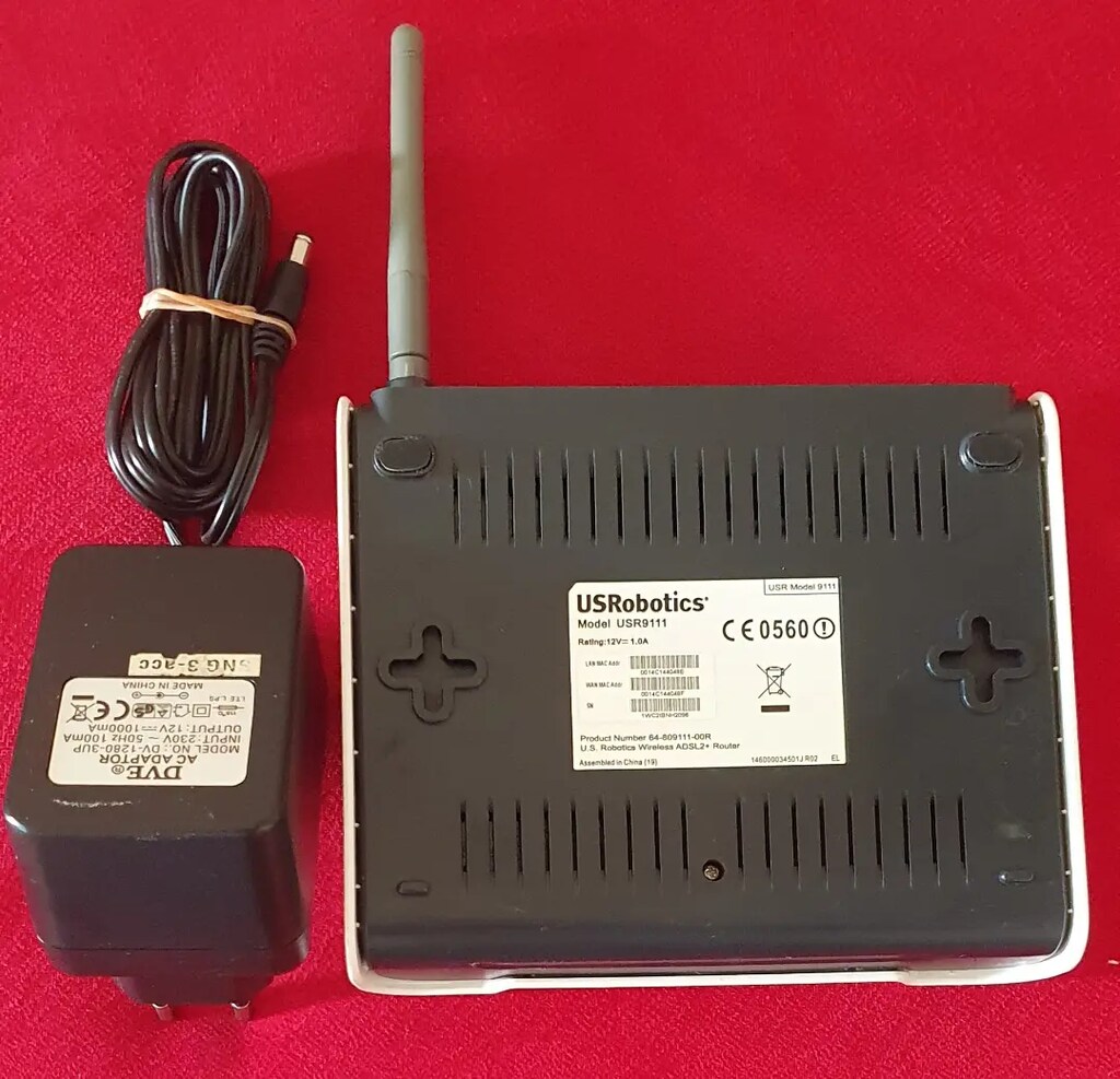 USRobotics USR91111 WRİLESS ADSL2+ROUTER - 2