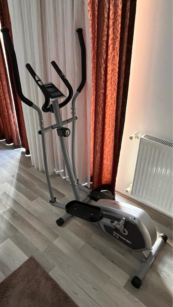 Eliptik Bisiklet Dynamic E-16