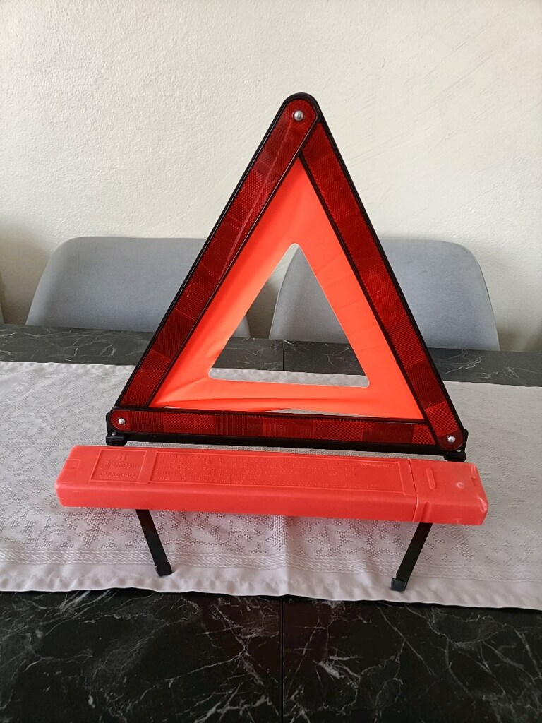 Üçgen Reflektör - 3