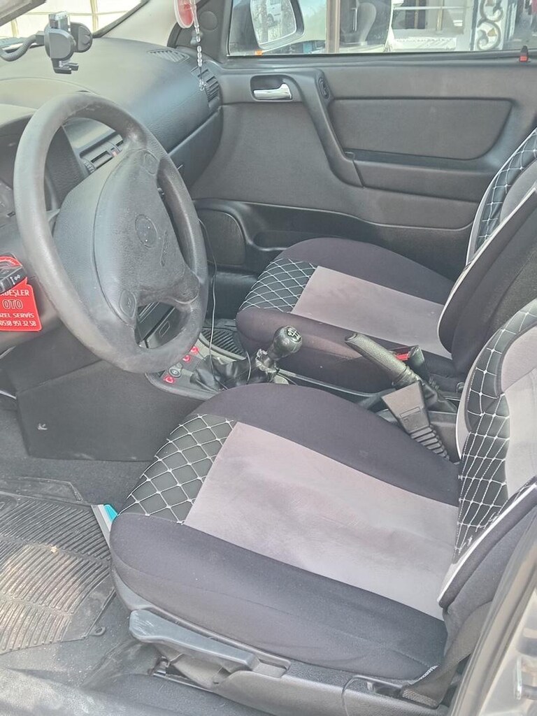BAKIMLI TEMİZ OPEL ASTRA - 2