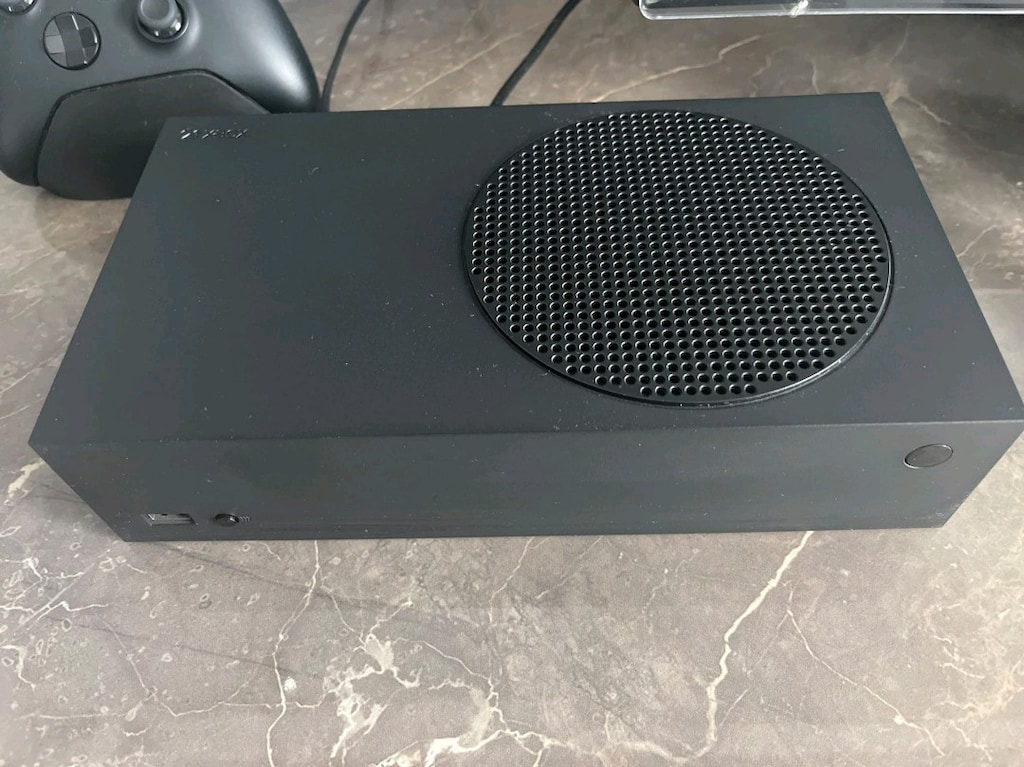 Sıfırdan farksız X Box Series S 1 Tb Carbon Black - 2